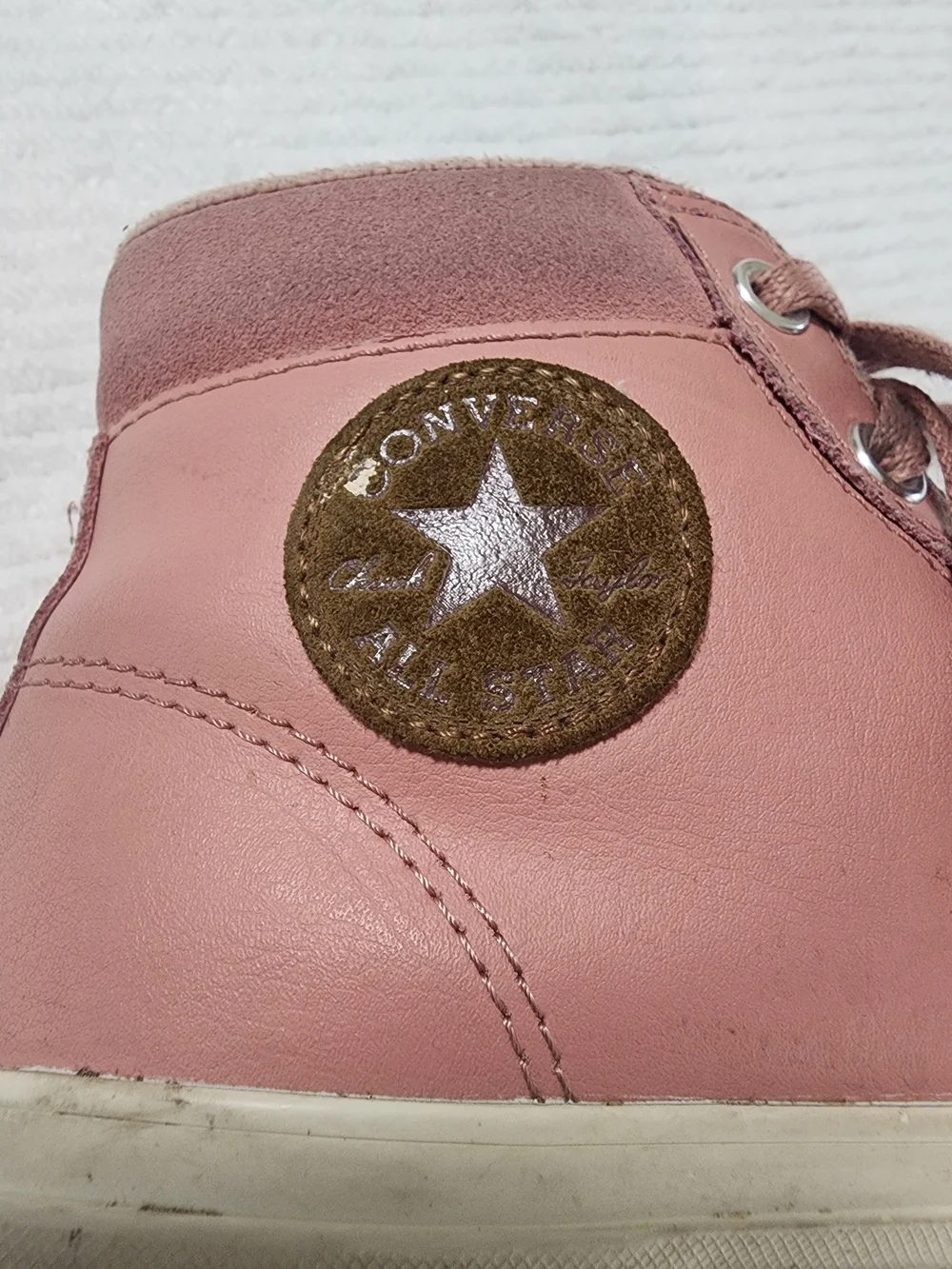 Converse Kids Chuck Taylor Pink High-Top Sneakers